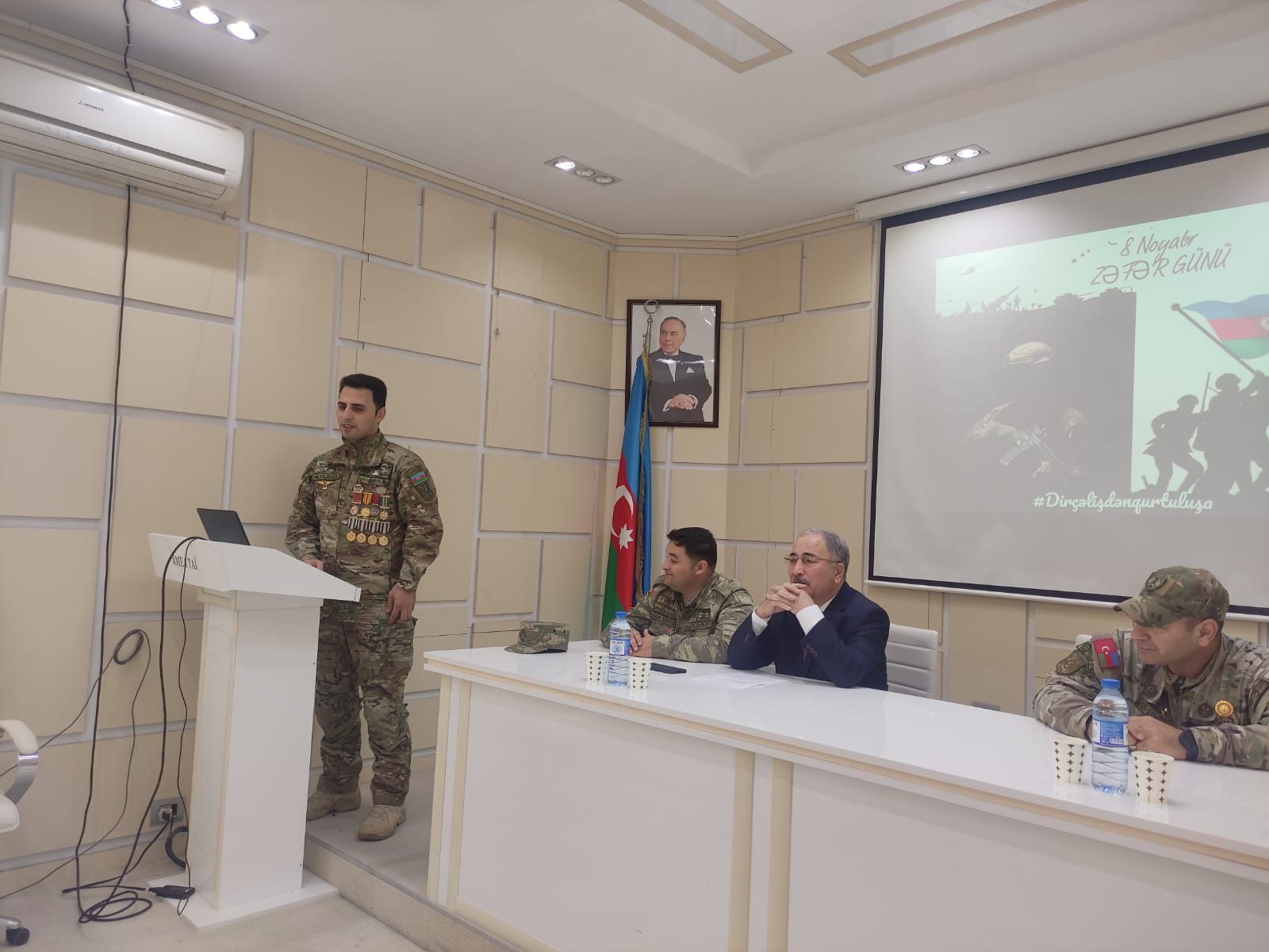 Torpaqşünaslıq və Aqrokimya İnstitutunda 8 Noyabr Zəfər günü ilə əlaqədar tədbir keçirilib