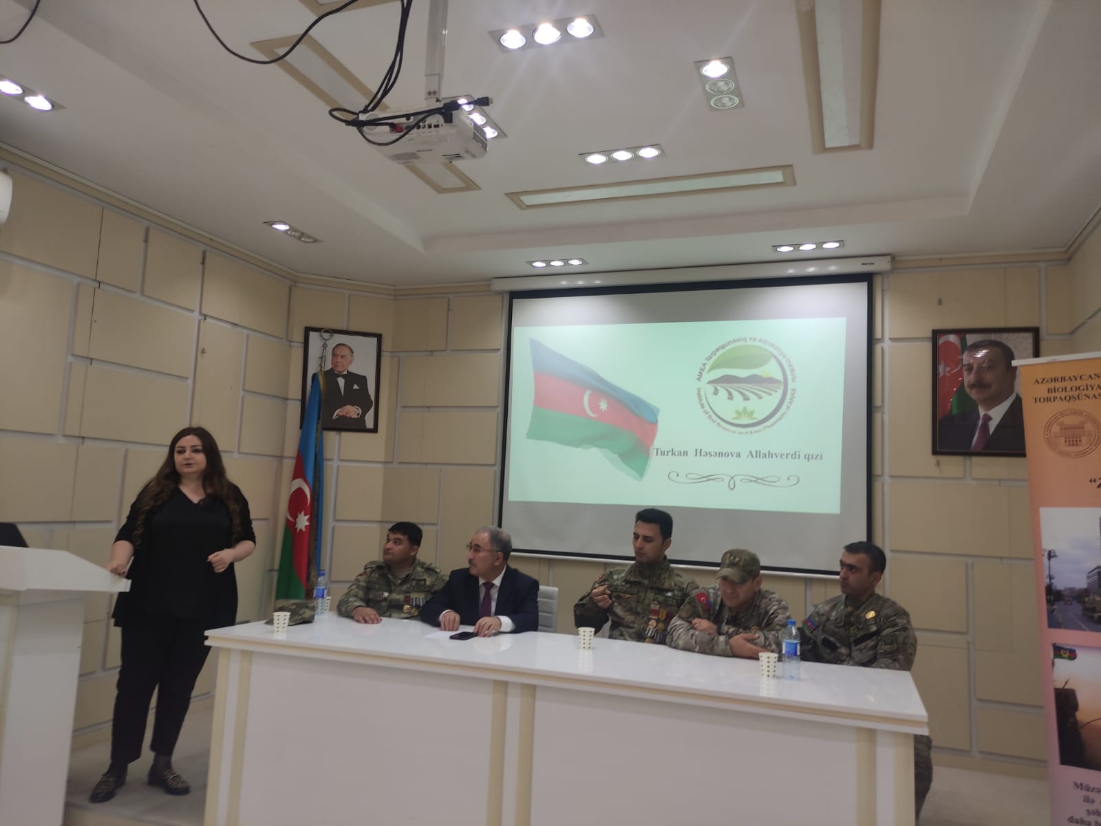 Torpaqşünaslıq və Aqrokimya İnstitutunda 8 Noyabr Zəfər günü ilə əlaqədar tədbir keçirilib