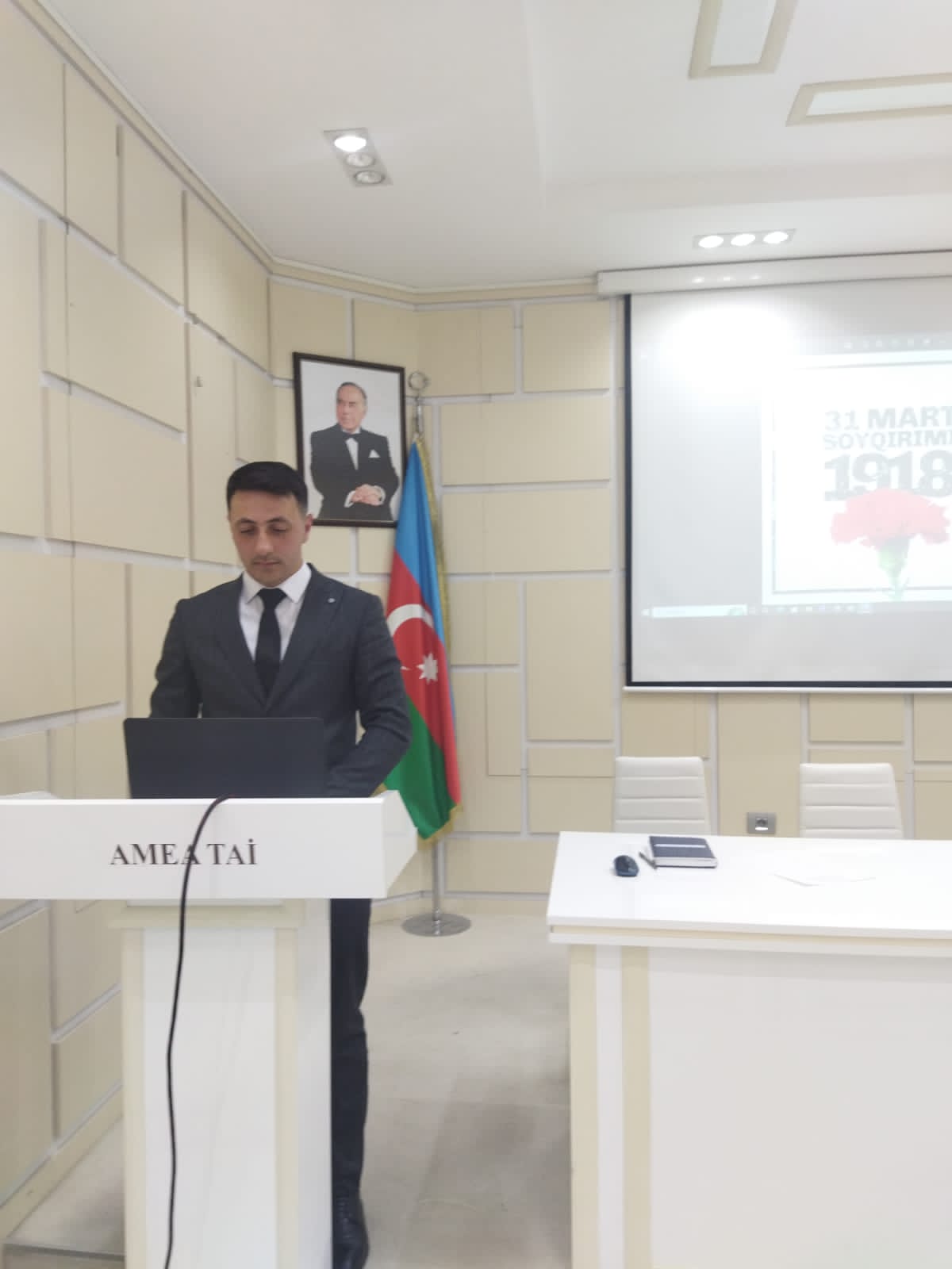 The memorial event was held at the Institute of Soil Science and Agrochemistry on March 31.