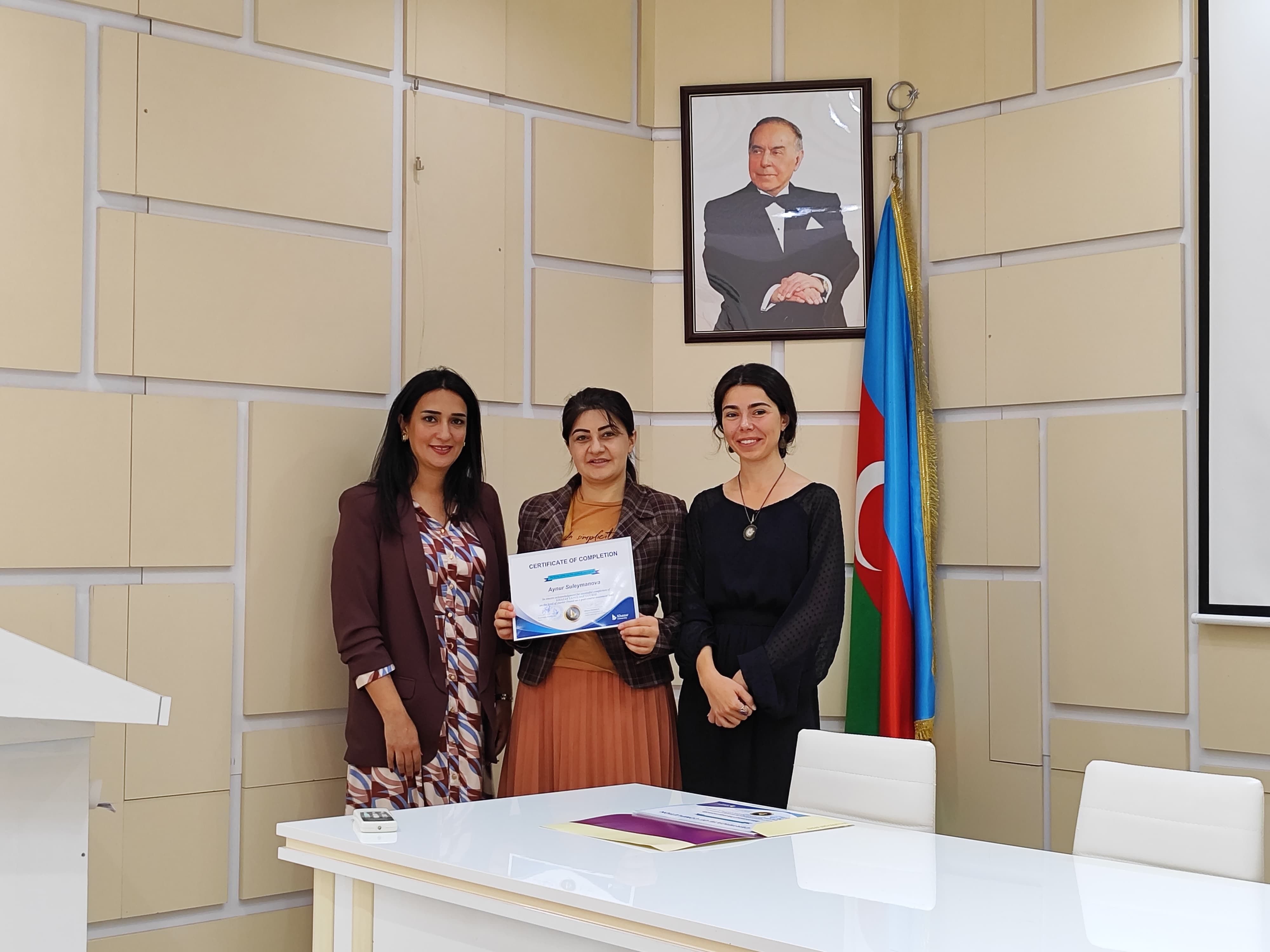 The English language certificates of Khazar University were presented to the employees of the Institute of Soil Science and Agrochemistry of the Ministry of Science and Education of the Republic of Azerbaijan.
