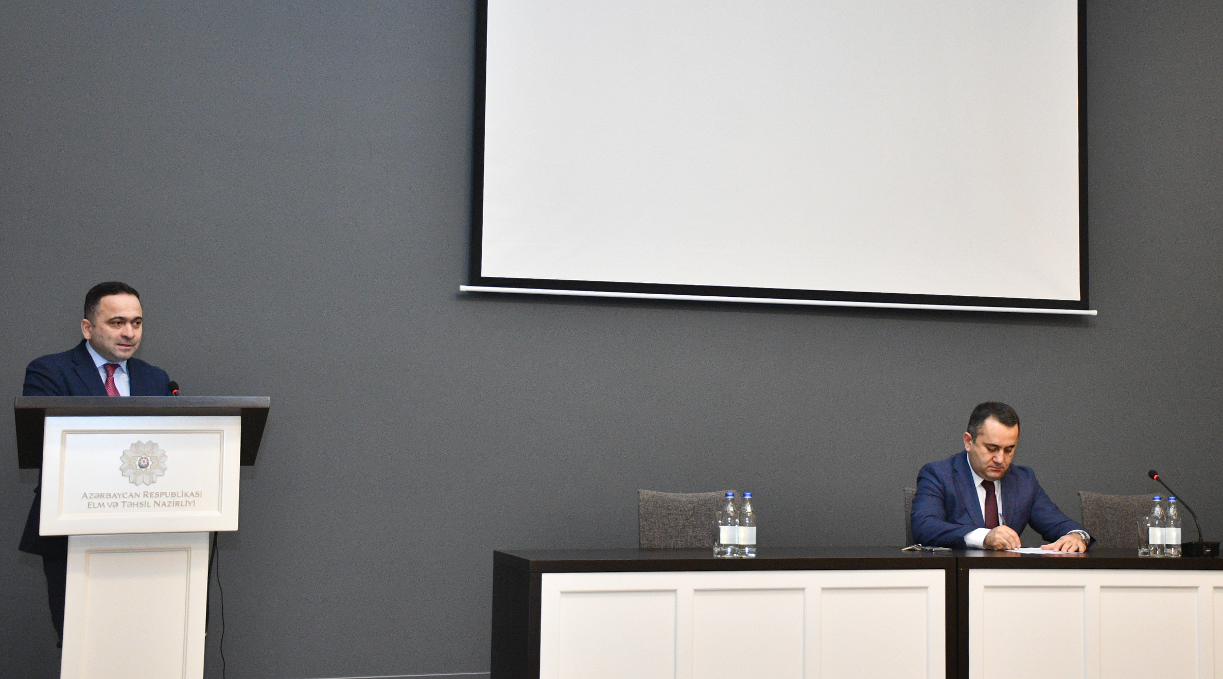 İctimaiyyətlə əlaqələrə məsul əməkdaşlarla görüş keçirilib