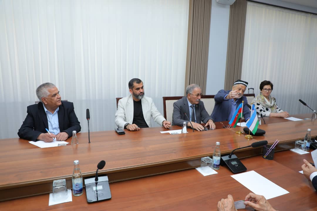 Azərbaycan alimi özbək həmkarlarına məruzə oxuyub