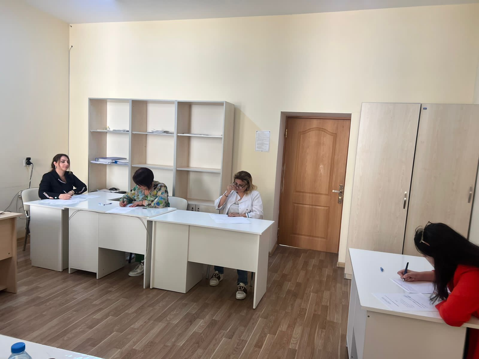 Torpaqşünaslıq və Aqrokimya İnstitutunda yay imtahan  sessiyasında doktorant və dissertantların  minimum imtahanı  keçirilir