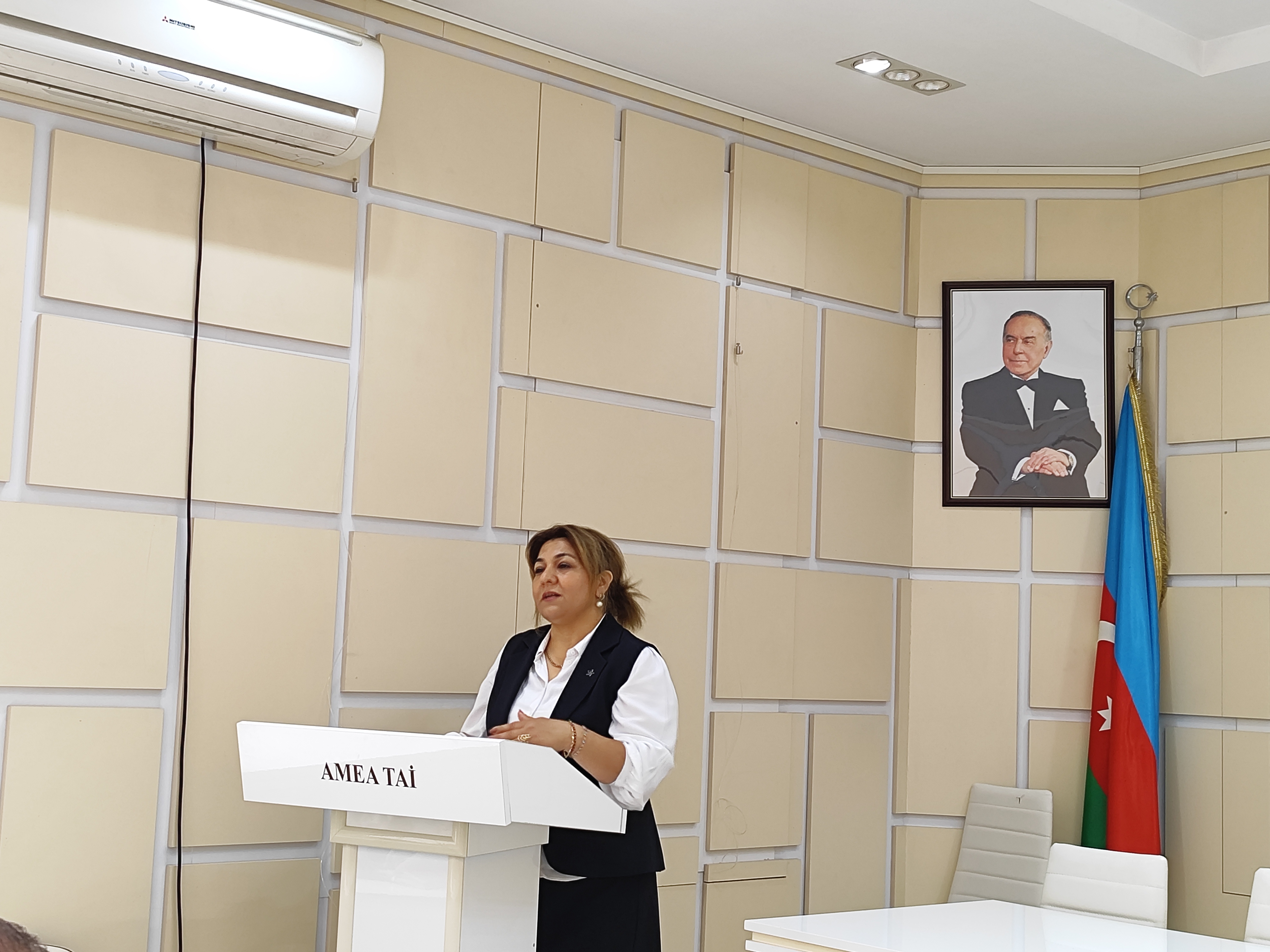 AR ETN Torpaqşünaslıq və Aqrokimya İnstitutunda “İnsan Hüquqları Aylığı” çərçivəsində maarifləndirici tədbir keçirilib