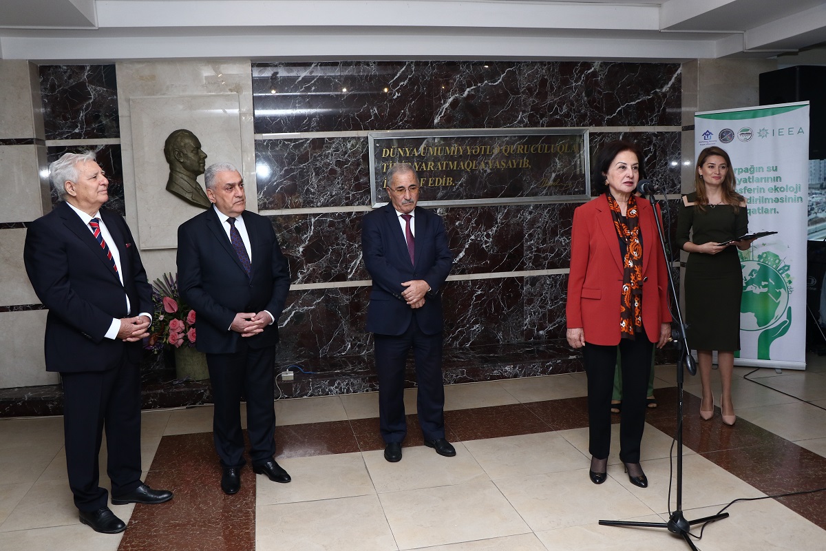 “Torpağın su ehtiyatlarının və atmosferin ekoloji qiymətləndirilməsinin tədqiqatları” mövzusunda konfrans və sərgi keçirilib