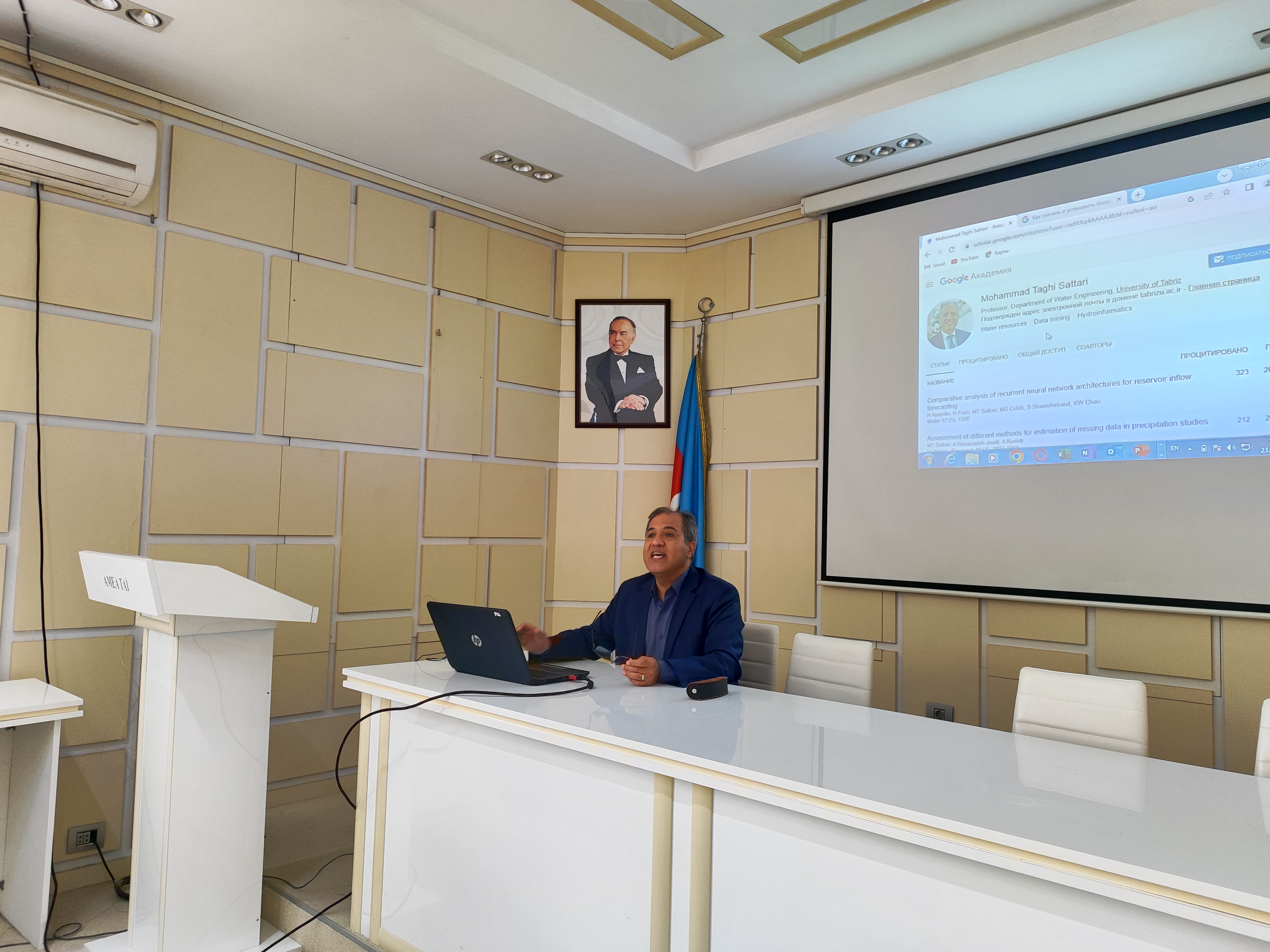 Torpaqşünaslıq və Aqrokimya İnstitutunda beynəlxalq alimlə elmi görüş keçirilib