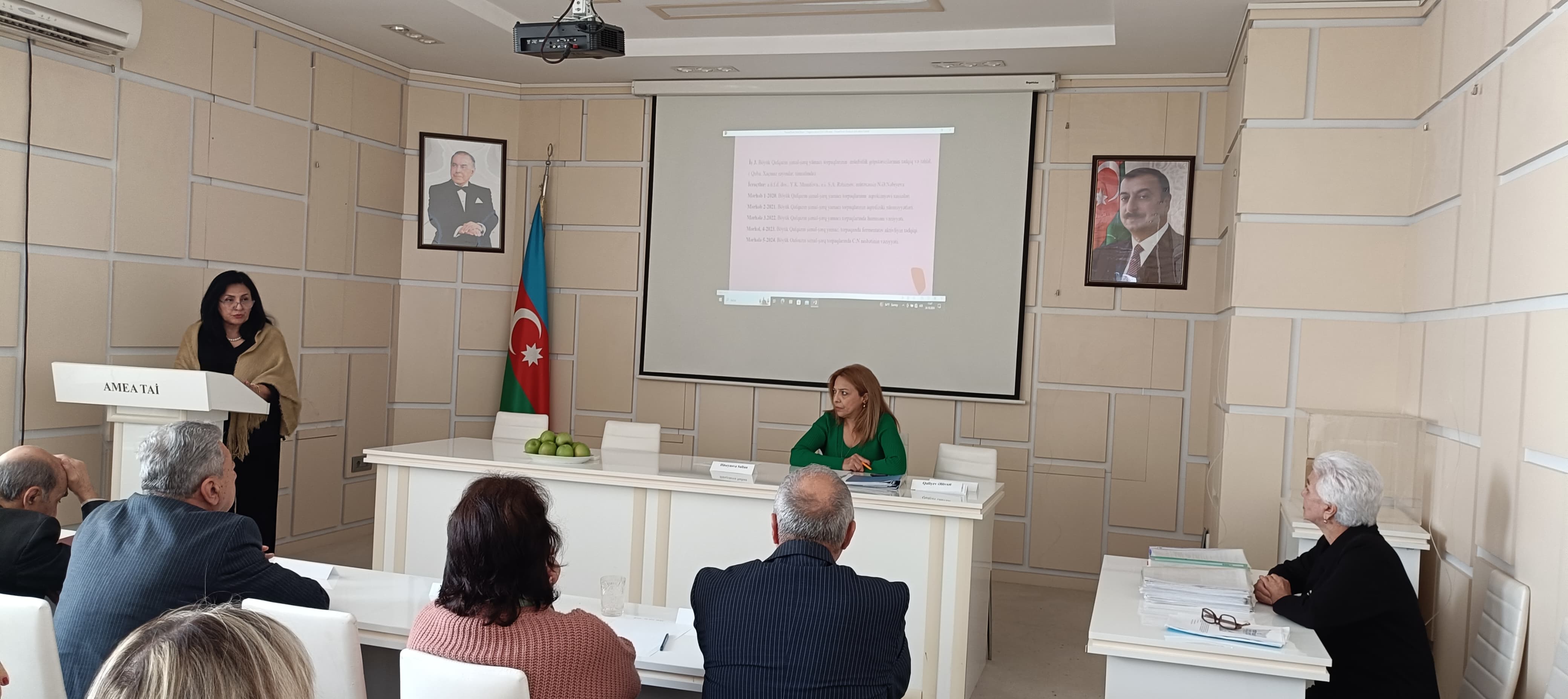 “Torpaq-aqrokimyəvi tədqiqatlar və kütləvi analizlər” “Torpaqların aqroekologiyası və bonitirovkası” və “Torpaq ekologiyası” Beynəlxalq laboratoriyalarının 2024-cü il üzrə yekun hesabatını təqdim edib