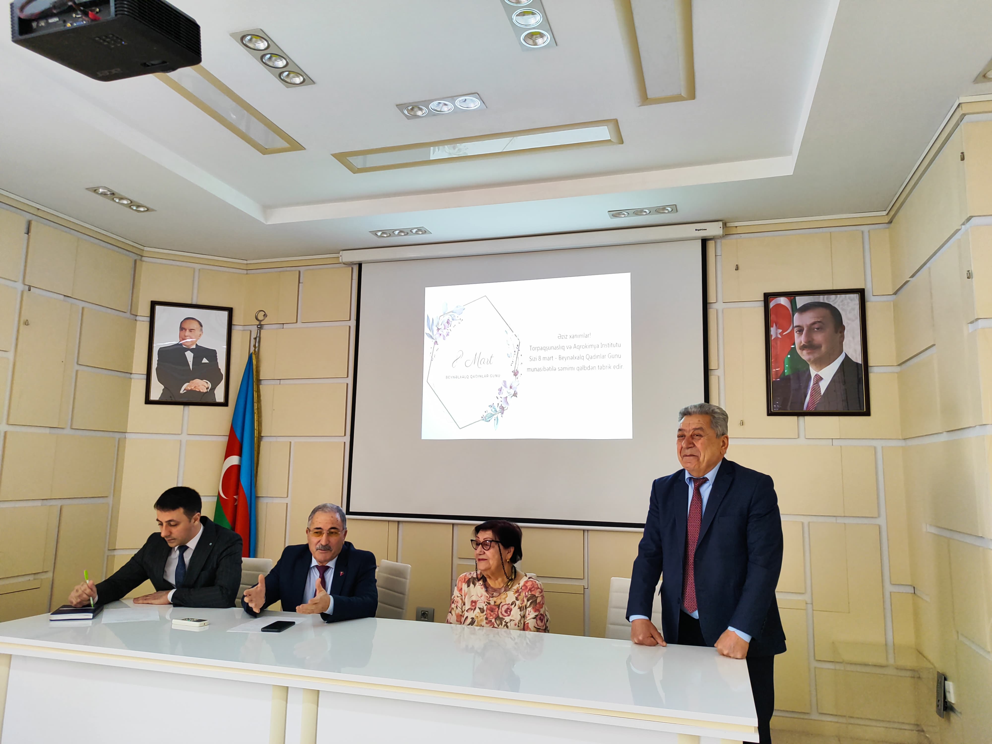 AR ETN  Torpaqşünaslıq və Aqrokimya  İnstitutunda 8 mart – Beynəlxalq Qadınlar Günü münasibətilə tədbir keçirilib