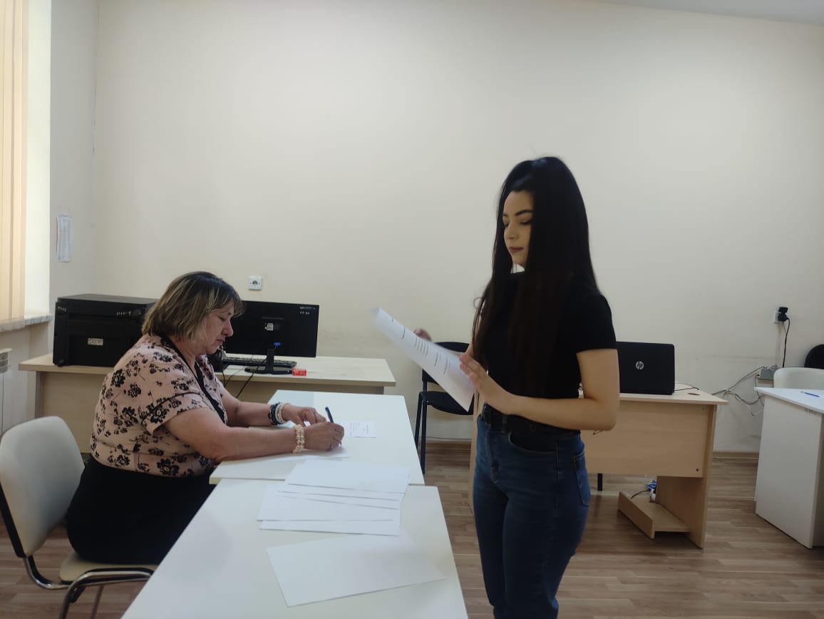 The summer examination session of graduate students continues at the Institute of Soil Science and Agrochemistry of the Ministry of Science and Education of the Republic of Azerbaijan.